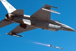NATO đau đầu vì mất nửa triệu dollars để hạ 1 UAV 