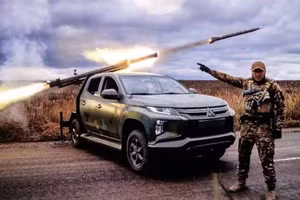 Quân đội Ukraine gây náo loạn thị trường xe tải cũ