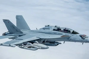 Trước khi không kích, Mỹ sẽ làm mù toàn bộ radar Iran?