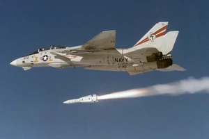 Clip thực chiến: 2 chiếc F-14 Mỹ bắn rơi 2 MiG-23 Libya