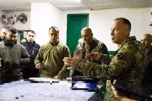 Tướng ra lệnh tử thủ, quân tháo chạy khỏi Pokrovsk và Myrnohrad