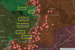 Trục phòng thủ cuối cùng ở Donetsk rung chuyển