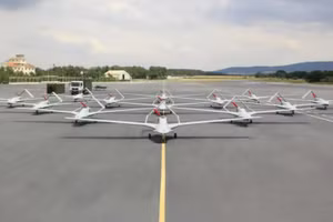 Vừa tái xuất, Bayraktar đã bị giáng đòn đau điếng