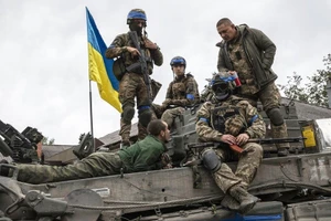 Ukraine thừa nhận mất 4 thành phố lớn