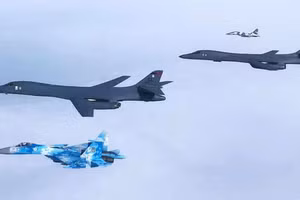 Phương Tây toan tính lập vùng cấm bay ở Ukraine