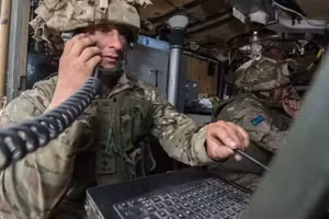 Châu Âu quyết định tung 64 nghìn quân vào Ukraine