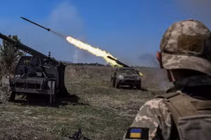 Khi bộ binh Nga tiến lên, quân Ukraine đã mất một nửa