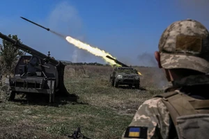 Khi bộ binh Nga tiến lên, quân Ukraine đã mất một nửa