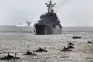 Tàu đổ bộ gây chấn động nước Đức