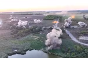 Giải cứu Pokrovsk và câu chuyện tổ ong ở Donbass