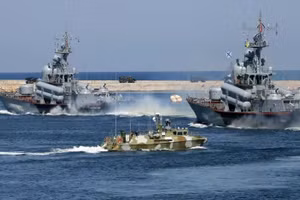 Dụng chiêu của đối phương để phong tỏa Biển Đen