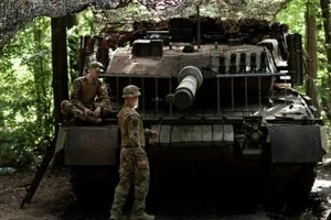 10 nghìn quân, 600 thiết giáp Ukraine lập phòng tuyến chặn Nga ở Liman