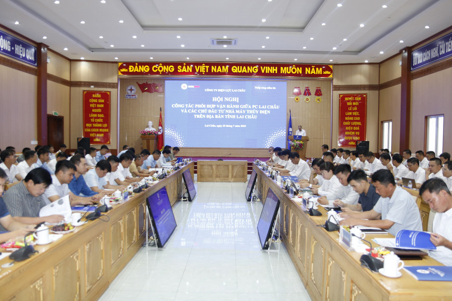 Công ty Điện lực Lai Châu tổ chức Hội nghị gặp gỡ, trao đổi với các nhà máy thủy điện trên địa bàn.