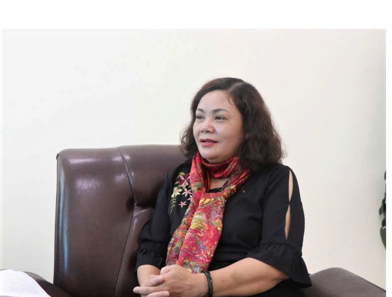 Bà Nguyễn Thị Phương, Bí thư Chi bộ, Hiệu trưởng Trường Tiểu học Đoàn Kết, thành phố Lai Châu.
