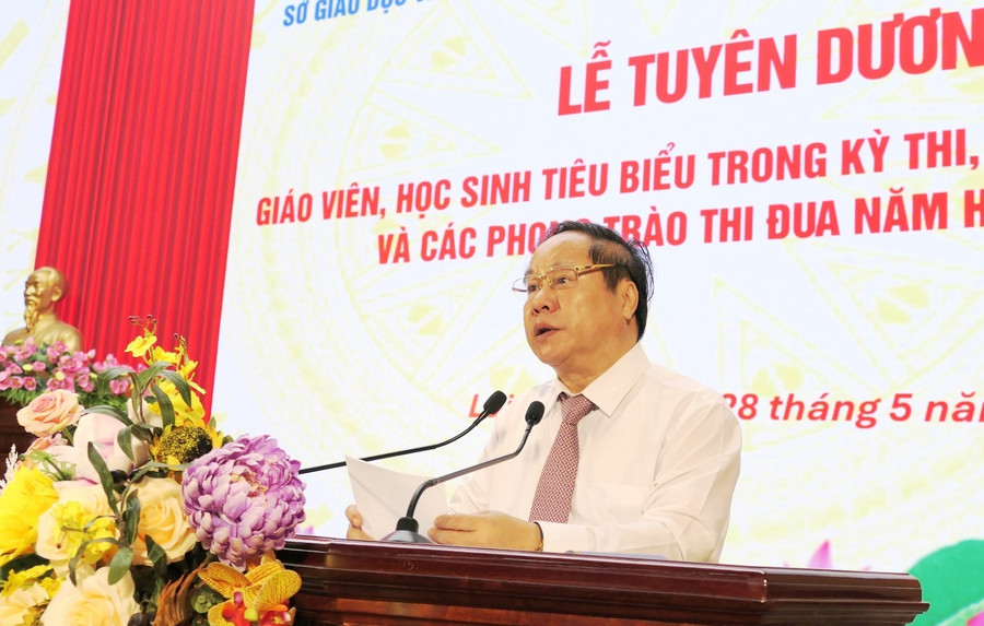 Ông Tống Thanh Hải - Phó Chủ tịch Thường trực UBND tỉnh Lai Châu phát biểu tại buổi Lễ. lai-chau-3.jpg