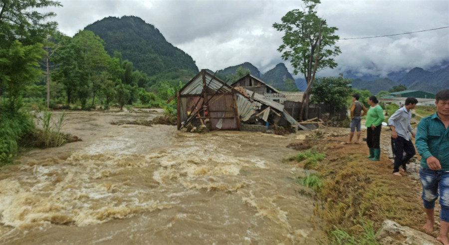Mưa lớn gây ảnh hưởng tại bản Séo Sin Chải, xã San Thàng, thành phố Lai Châu.