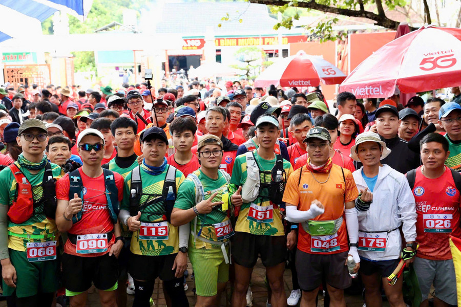 Các vận động viên tham gia Giải Việt dã thanh, thiếu niên tỉnh Điện Biên mở rộng năm 2025. dien-bien-3.jpg