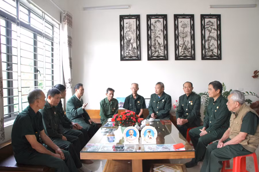 Các cựu chiến binh ở thị trấn Tân Uyên kể về những năm tháng hào hùng chiến đấu trên chiến trường miền Nam.