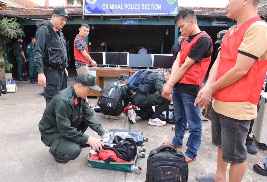 Ban chuyên án bắt giữ nhóm lừa đảo qua mạng tại Campuchia.