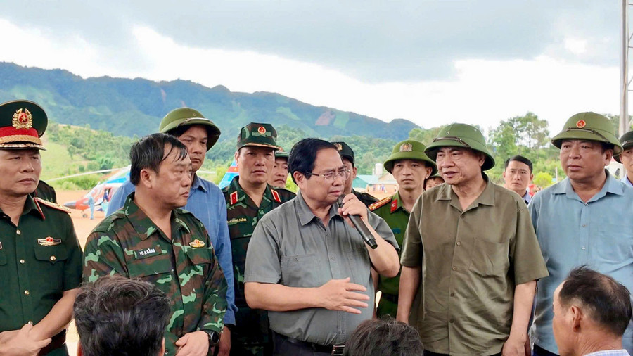 Thủ tướng chỉ đạo công tác khắc phục hậu quả thiên tai tại xã Tìa Dình. thu-tuong-3.jpg