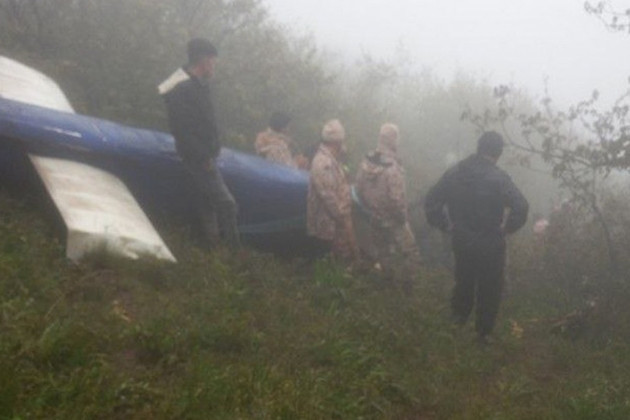 Phần đuôi chiếc trực thăng chở Tổng thống Iran sau khi gặp nạn. Phần đuôi chiếc trực thăng chở Tổng thống Iran sau khi gặp nạn.