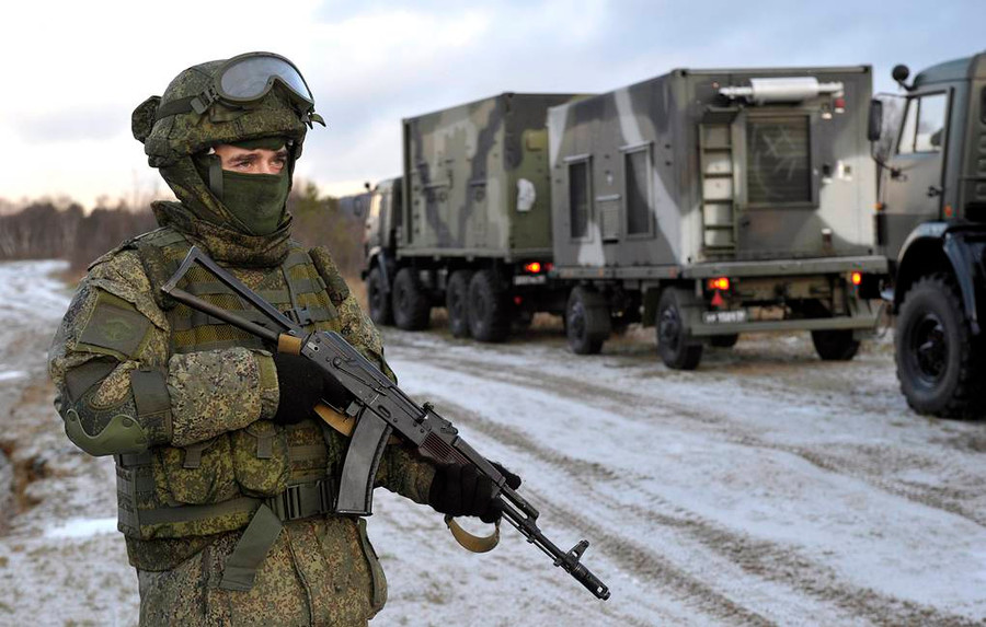 Belarus đang diễn tập thiết quân luật nhằm sẵn sàng đối phó tình huống xấu. Belarus đang diễn tập thiết quân luật nhằm sẵn sàng đối phó tình huống xấu.