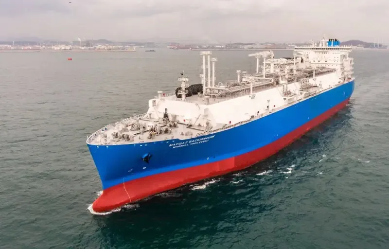 Tàu chở LNG Nga phải vòng qua châu Phi bất chấp cam kết của Houthi