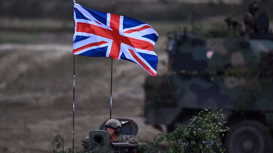 Quân đội Anh gần như là một bên tham chiến trực tiếp tại Ukraine.