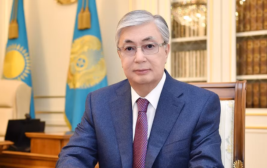 Tổng thống Kazakhstan vừa ký kết một văn bản cực kỳ quan trọng hướng tới nhà nước liên minh với Uzbekistan.