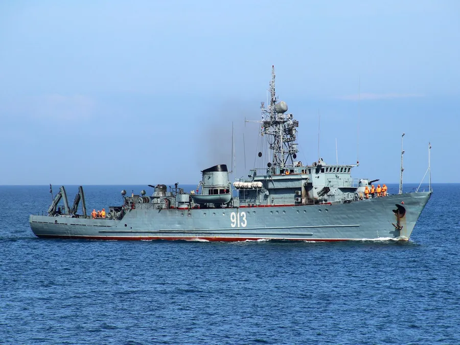 Vì sao Kiev quyết tâm tìm diệt tàu quét mìn Kovrovets?