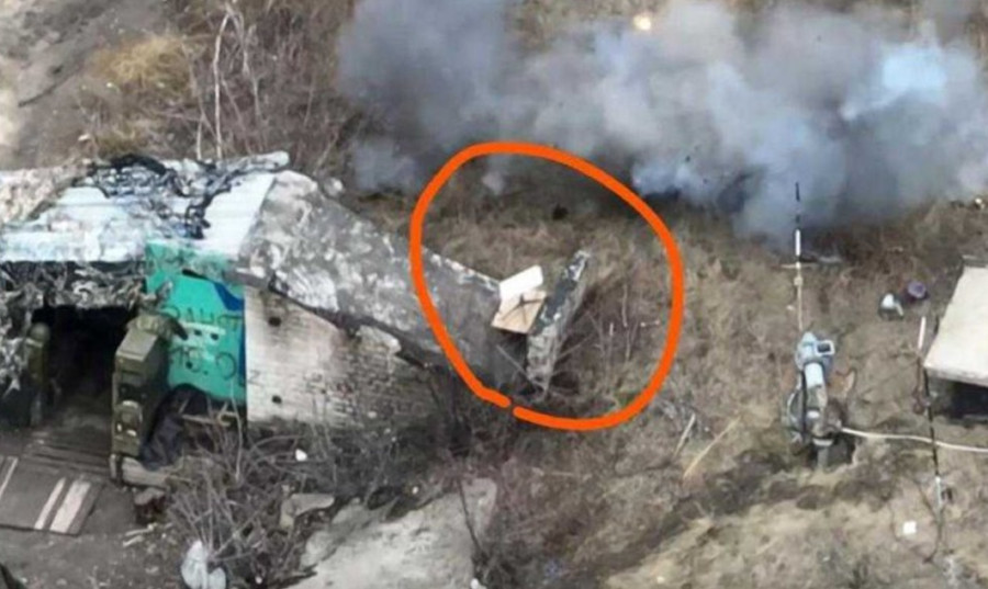 Trạm liên lạc sử dụng Starlink của Nga tại chiến trường Ukraine.