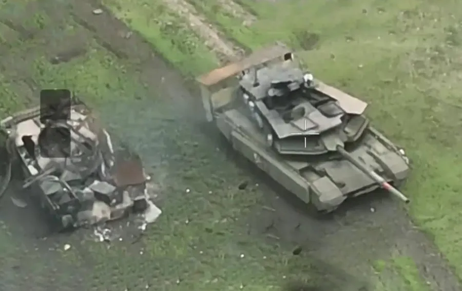 Đoàn xe tăng T-90M và BMD-4 bị chặn gần Charsov Yar
