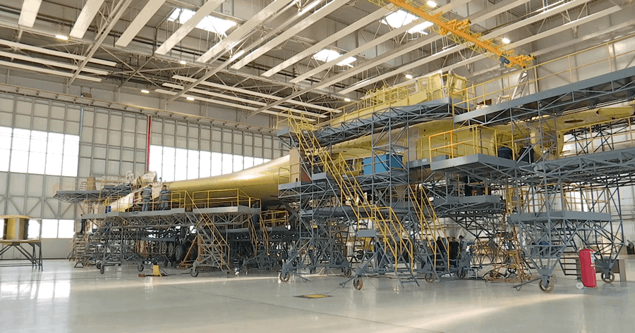 Nhà xưởng để sản xuất mới oanh tạc cơ Tu-160 chuẩn bị hoàn thành. Nhà xưởng để sản xuất mới oanh tạc cơ Tu-160 chuẩn bị hoàn thành.