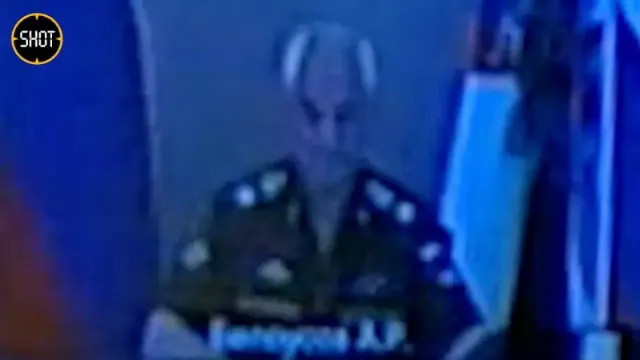 Bộ quân phục với quân hàm của Bộ trưởng Quốc phòng Belousov thu hút sự quan tâm đặc biệt.