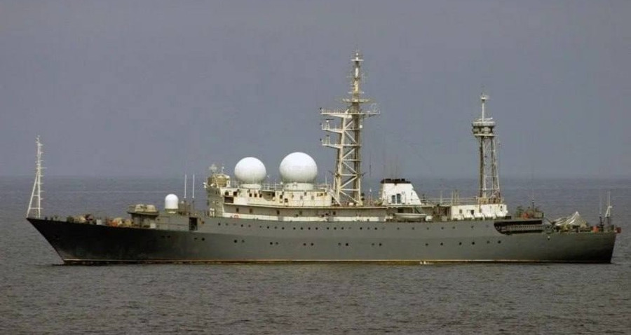 Tàu trinh sát Vasily Tatishchev của Hạm đội Baltic Hải quân Nga. Tàu trinh sát Vasily Tatishchev của Hạm đội Baltic Hải quân Nga.