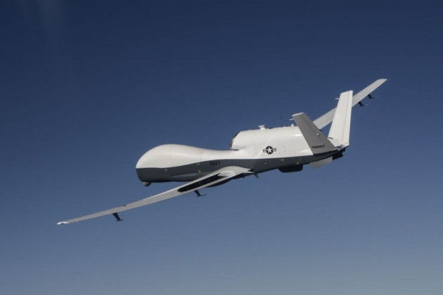 Hiện vẫn chưa rõ điều gì xảy ra với máy bay không người lái trinh sát MQ-4C Triton của Hải quân Mỹ. Hiện vẫn chưa rõ điều gì xảy ra với máy bay không người lái trinh sát MQ-4C Triton của Hải quân Mỹ.
