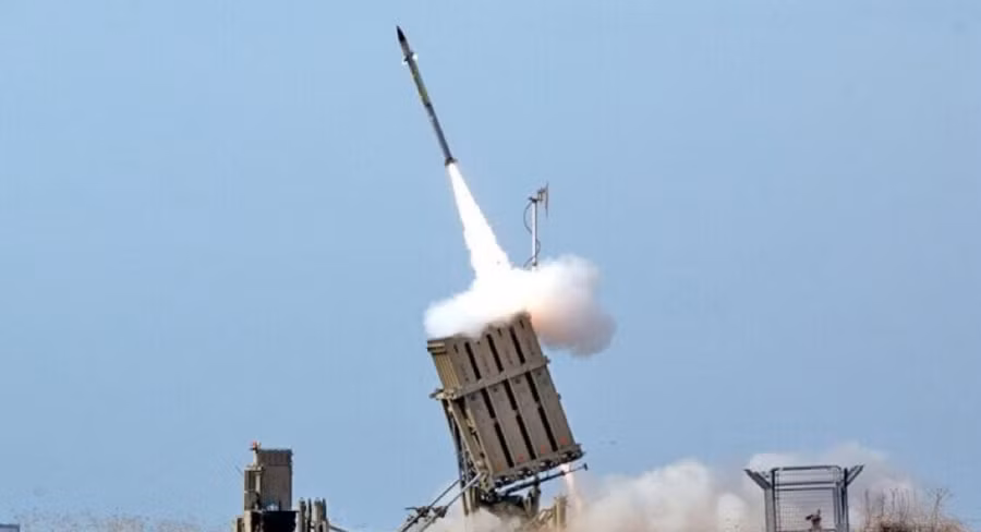 Mỹ sẽ sản xuất tên lửa đánh chặn Tamir của hệ thống phòng không Iron Dome nổi tiếng. Mỹ sẽ sản xuất tên lửa đánh chặn Tamir của hệ thống phòng không Iron Dome nổi tiếng.