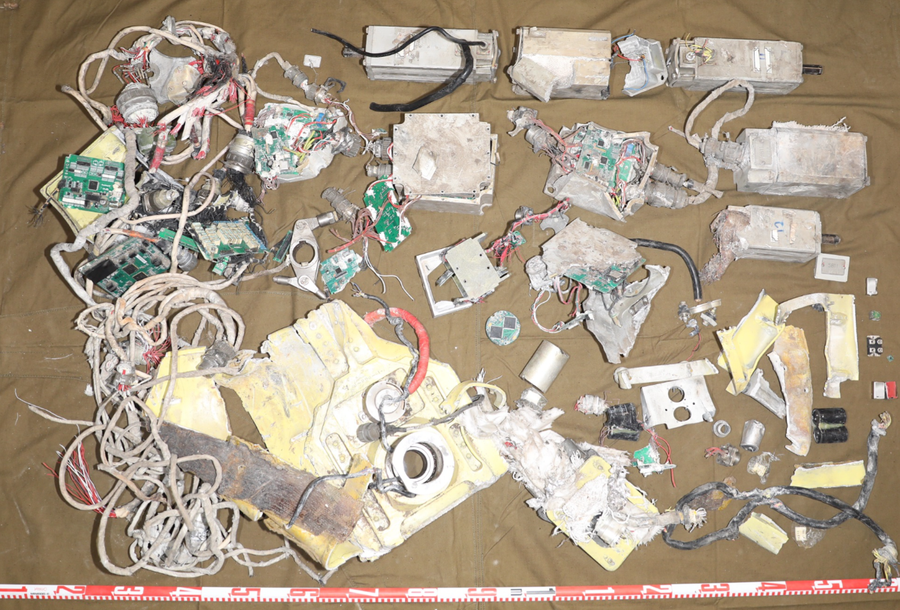 Nhiều linh kiện điện tử do Mỹ sản xuất được tìm thấy trong tên lửa Triều Tiên.