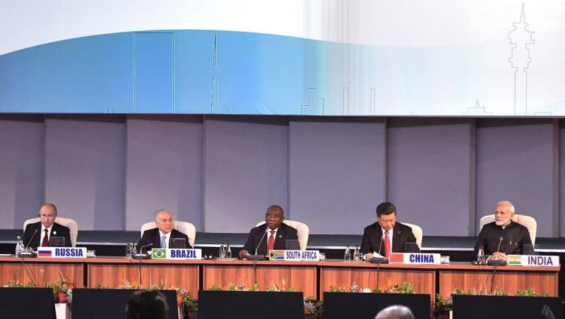 Nhóm các nền kinh tế mới nổi đã thống nhất về việc kết nạp thêm thành viên.