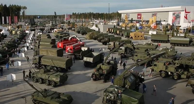 Triển lãm Army-2023 sẽ tập trung giới thiệu những vũ khí Nga đã trải qua thực chiến tại Ukraine. Triển lãm Army-2023 sẽ tập trung giới thiệu những vũ khí Nga đã trải qua thực chiến tại Ukraine.