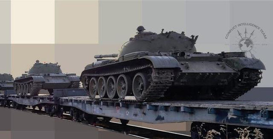 Quân đội Nga đã tung cả những xe tăng T-54 và T-62 từng bị lên kế hoạch tháo dỡ ra tiền tuyến.
