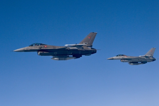 Không quân Ukraine dự kiến sẽ nhận hàng loạt tiêm kích hạng nhẹ F-16 và JAS-39. Không quân Ukraine dự kiến sẽ nhận hàng loạt tiêm kích hạng nhẹ F-16 và JAS-39.