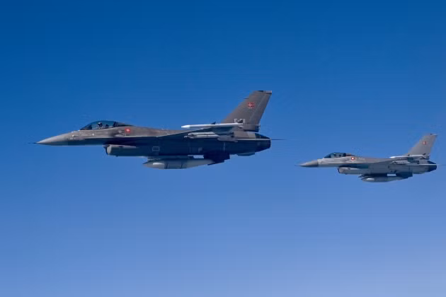 Không quân Ukraine dự kiến sẽ nhận hàng loạt tiêm kích hạng nhẹ F-16 và JAS-39.