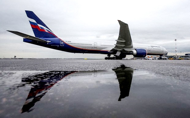 Nga mong muốn sẽ đủ khả năng sản xuất và đảm bảo kỹ thuật cho máy bay dân dụng nội địa. Nga mong muốn sẽ đủ khả năng sản xuất và đảm bảo kỹ thuật cho máy bay dân dụng nội địa.