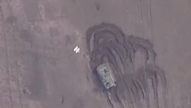 Khoảnh khắc UAV cảm tử Lancet lao vào hệ thống phòng không Stormer HVM.