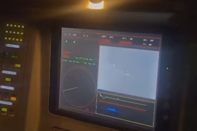 Màn hình của hệ thống phòng không Crotale-NG do các trắc thủ người Ukraine điều khiển.