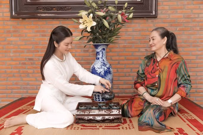 Lý Nhã Kỳ lần đầu hé lộ về bí mật với cha sau 16 năm giữ kín trong lòng