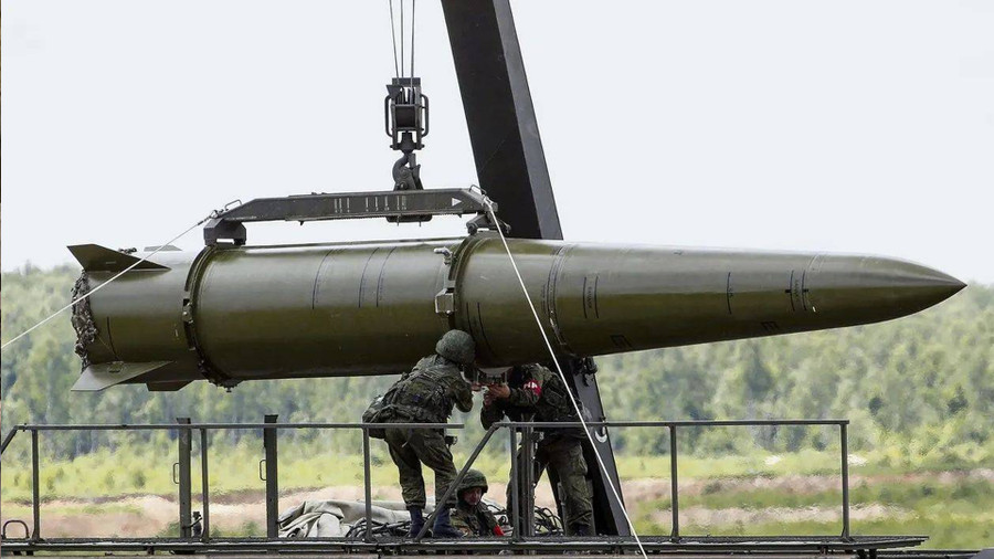 Nga sẽ chuẩn bị những vũ khí mạnh hơn để đáp trả việc xe tăng NATO tới Ukraine.