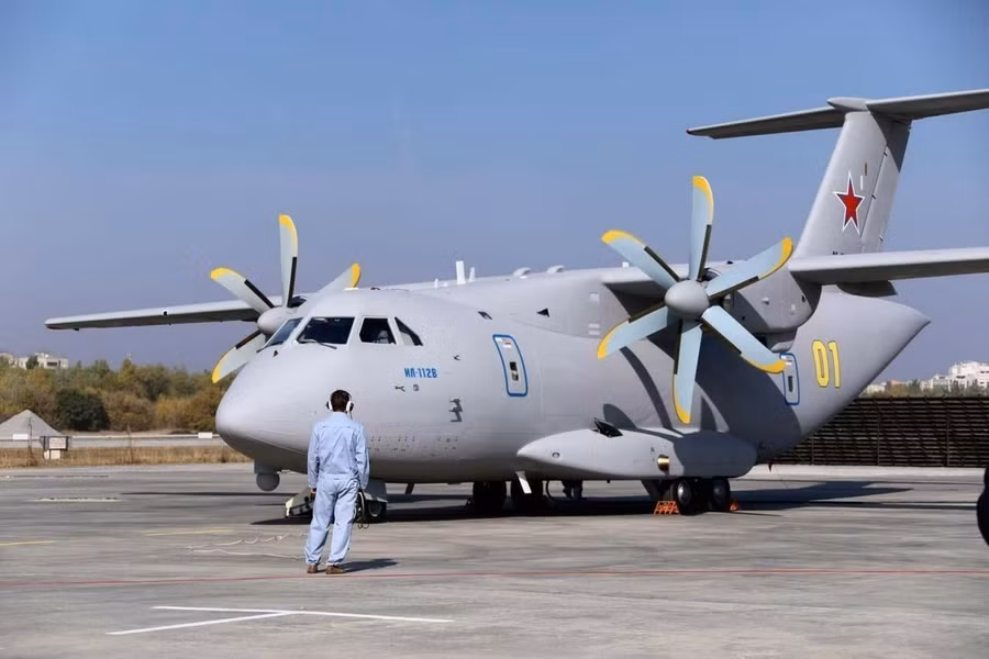 Vận tải cơ Il-112V 'tái sinh' dưới tên gọi Il-212
