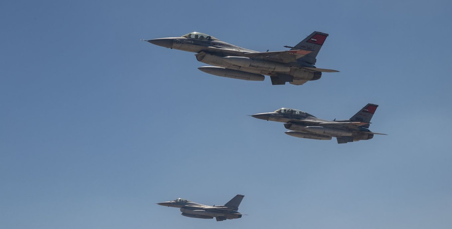 Các tiêm kích F-16 của Ukraine sẽ thực hiện nhiệm vụ phòng thủ rồi mới chuyển sang tấn công. Các tiêm kích F-16 của Ukraine sẽ thực hiện nhiệm vụ phòng thủ rồi mới chuyển sang tấn công.